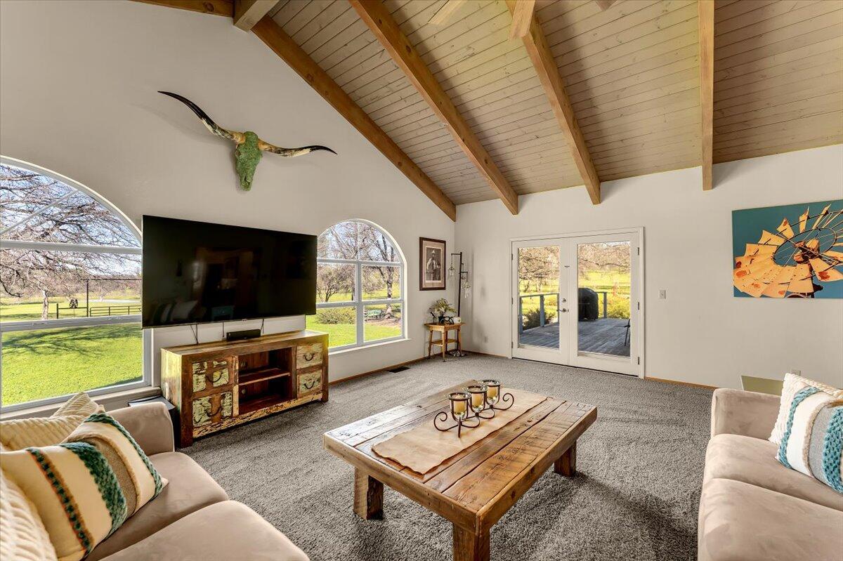 15525 Bowman Road