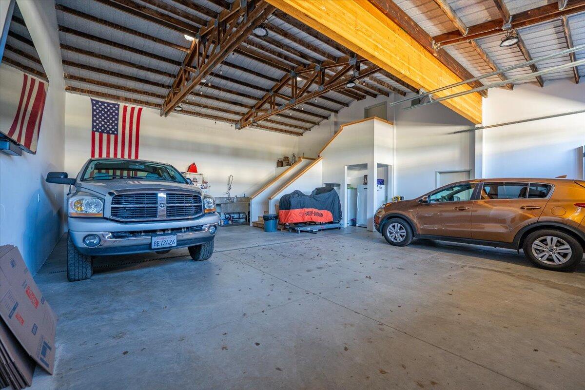 15525 Bowman Road