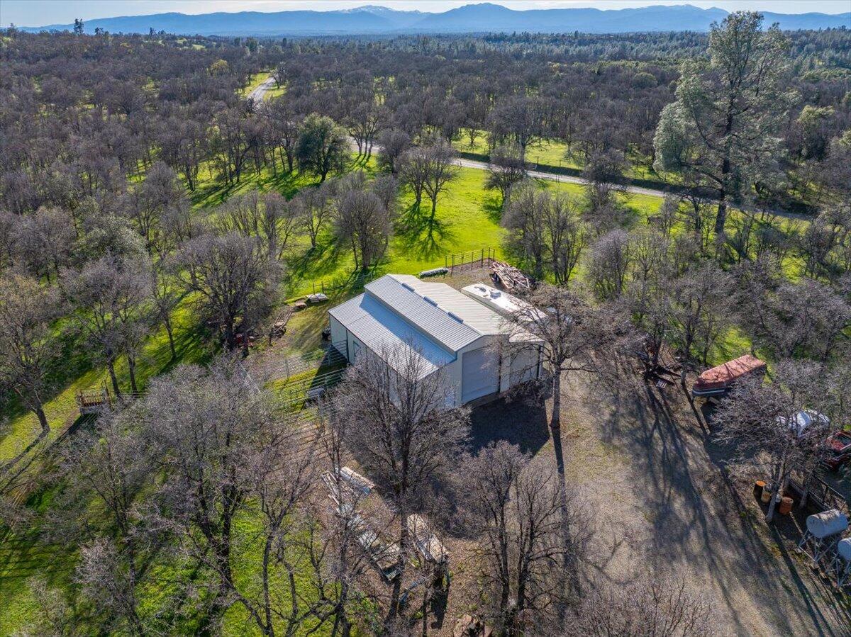 15525 Bowman Road