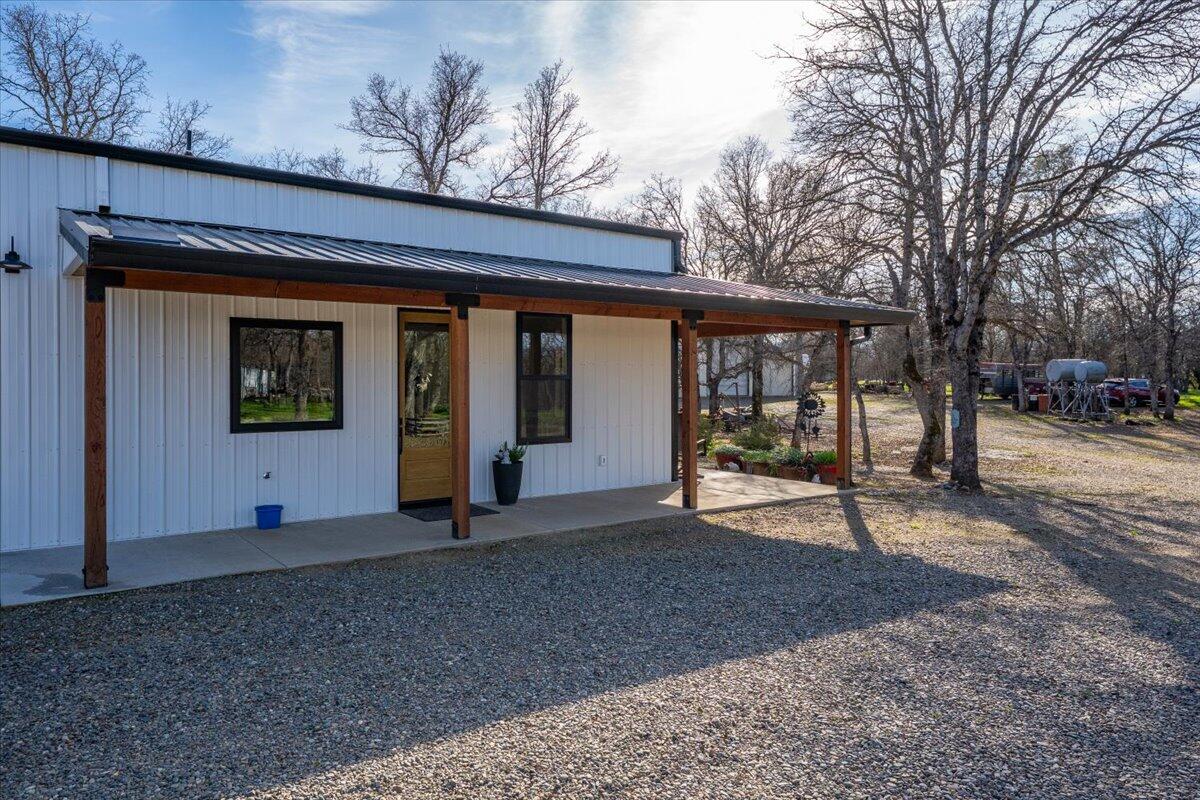 15525 Bowman Road
