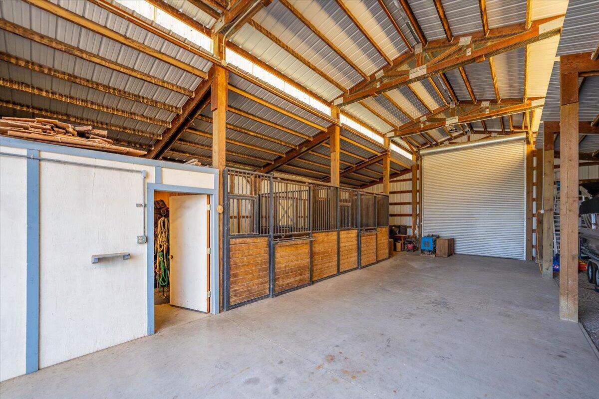 15525 Bowman Road