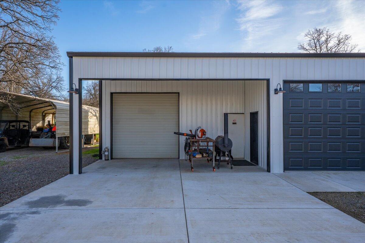 15525 Bowman Road