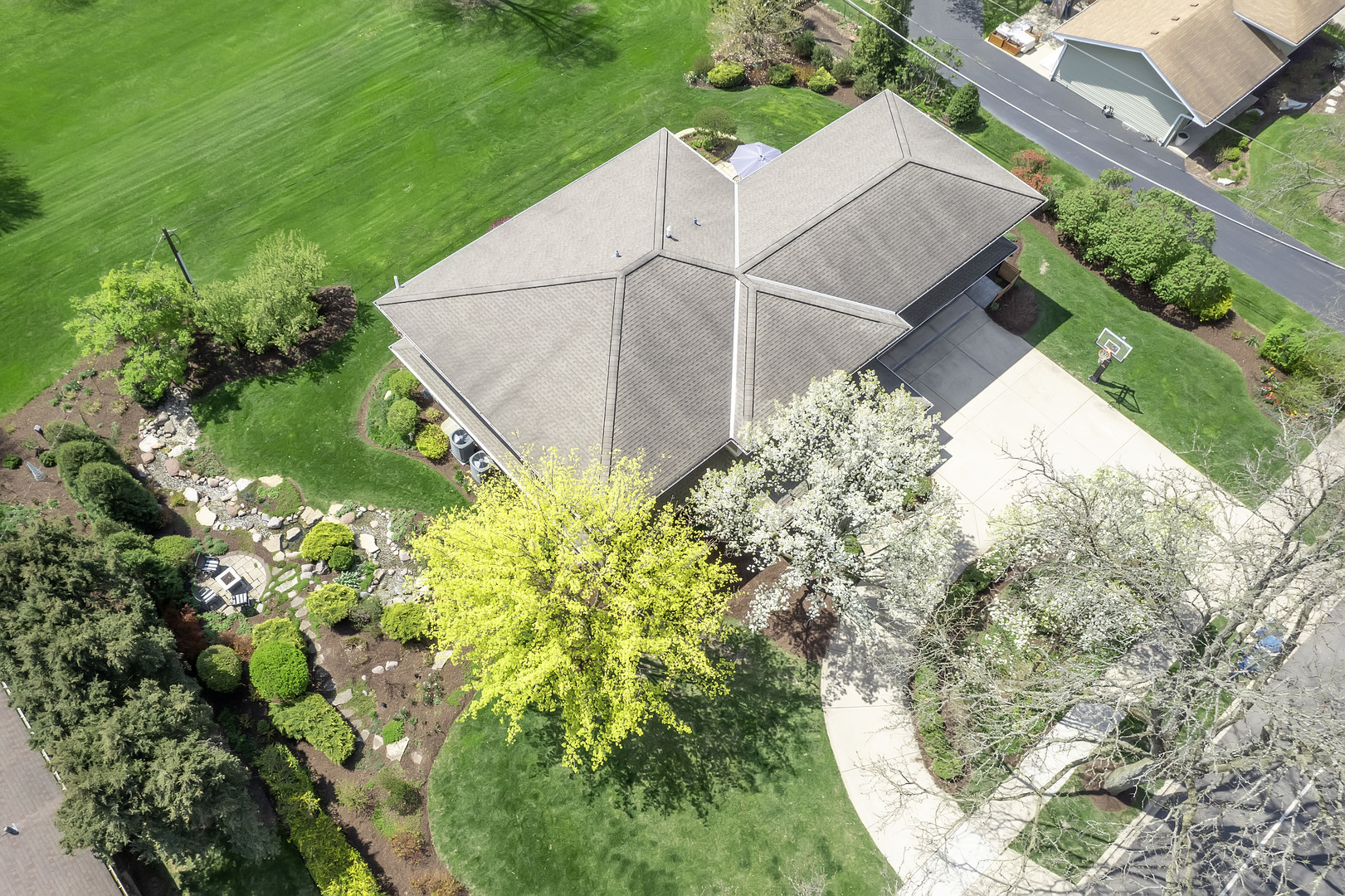 2029 Prairie Avenue