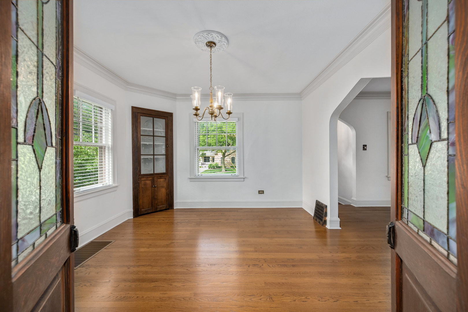 4731 Elm Street