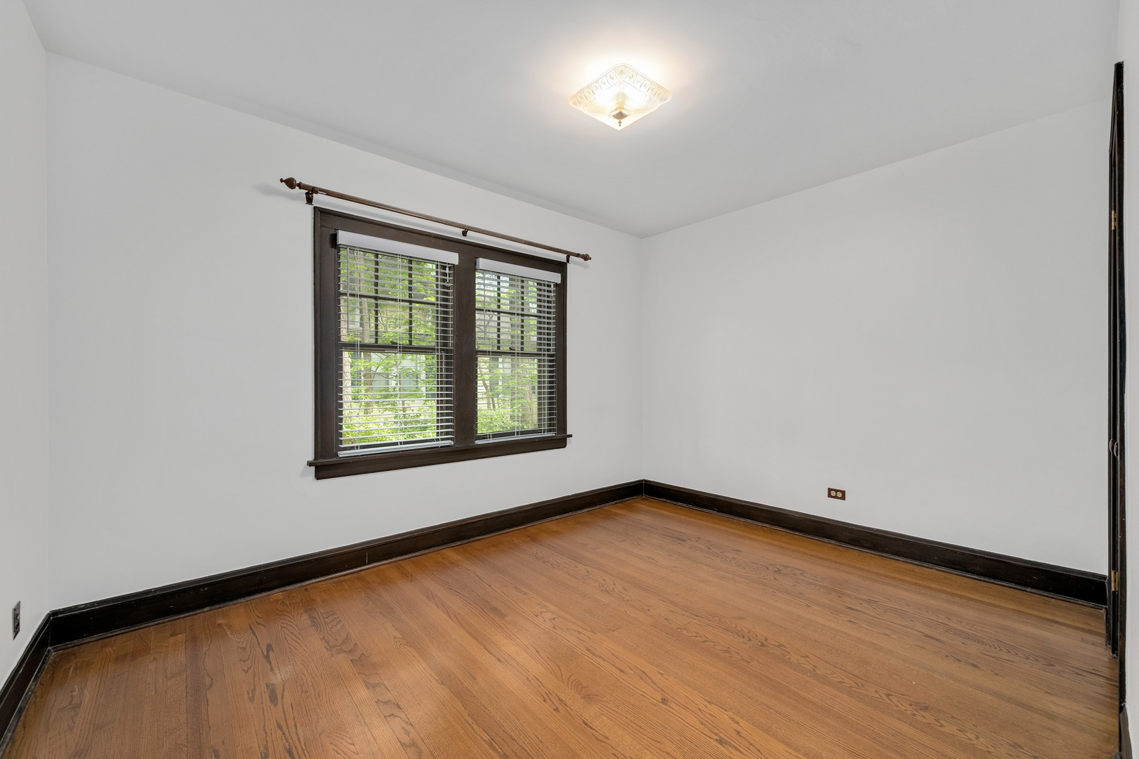 4731 Elm Street