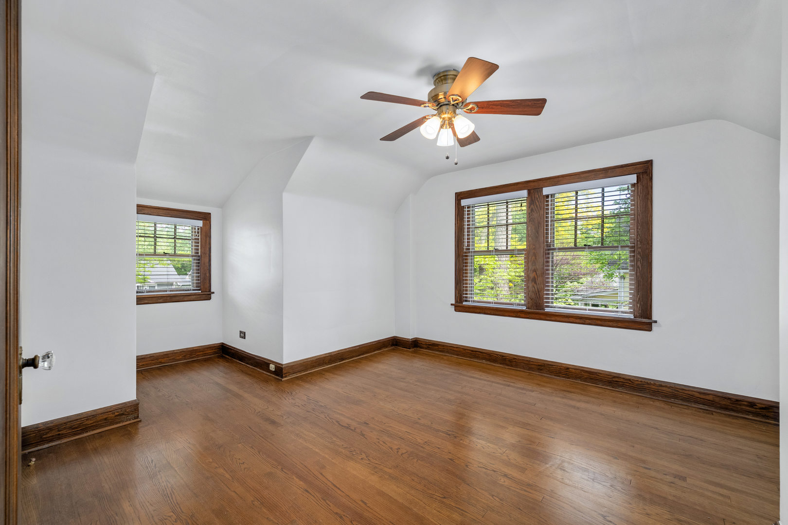 4731 Elm Street