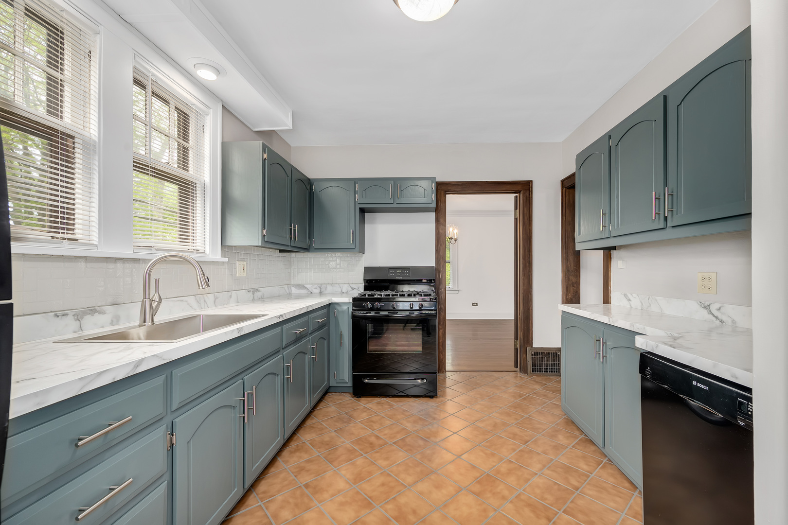 4731 Elm Street