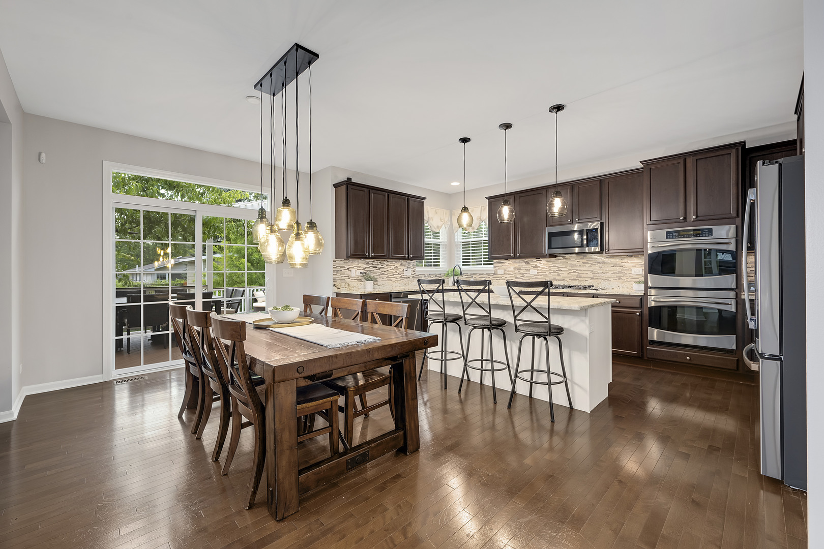 6624 Walnut Grove Court