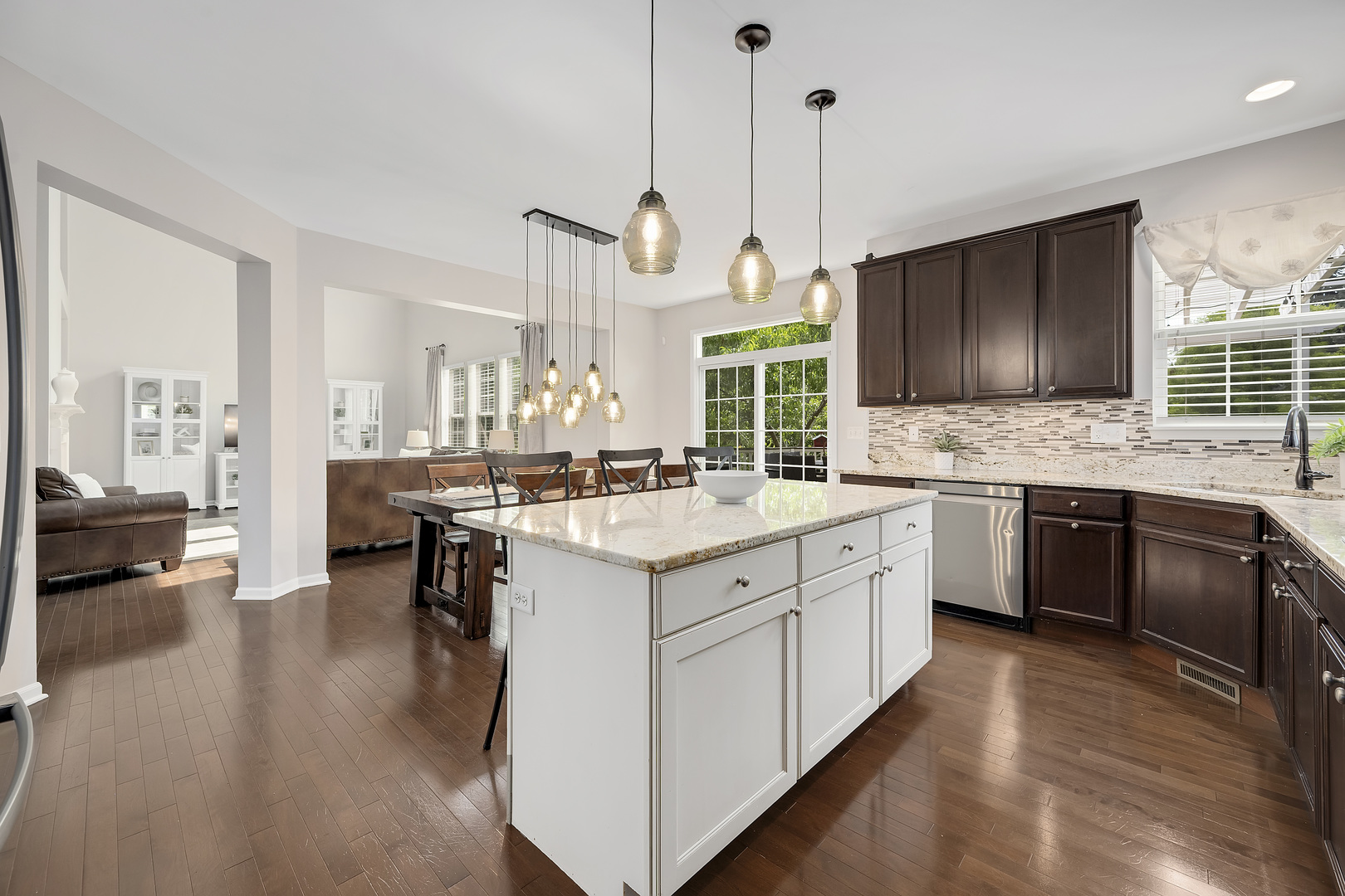 6624 Walnut Grove Court
