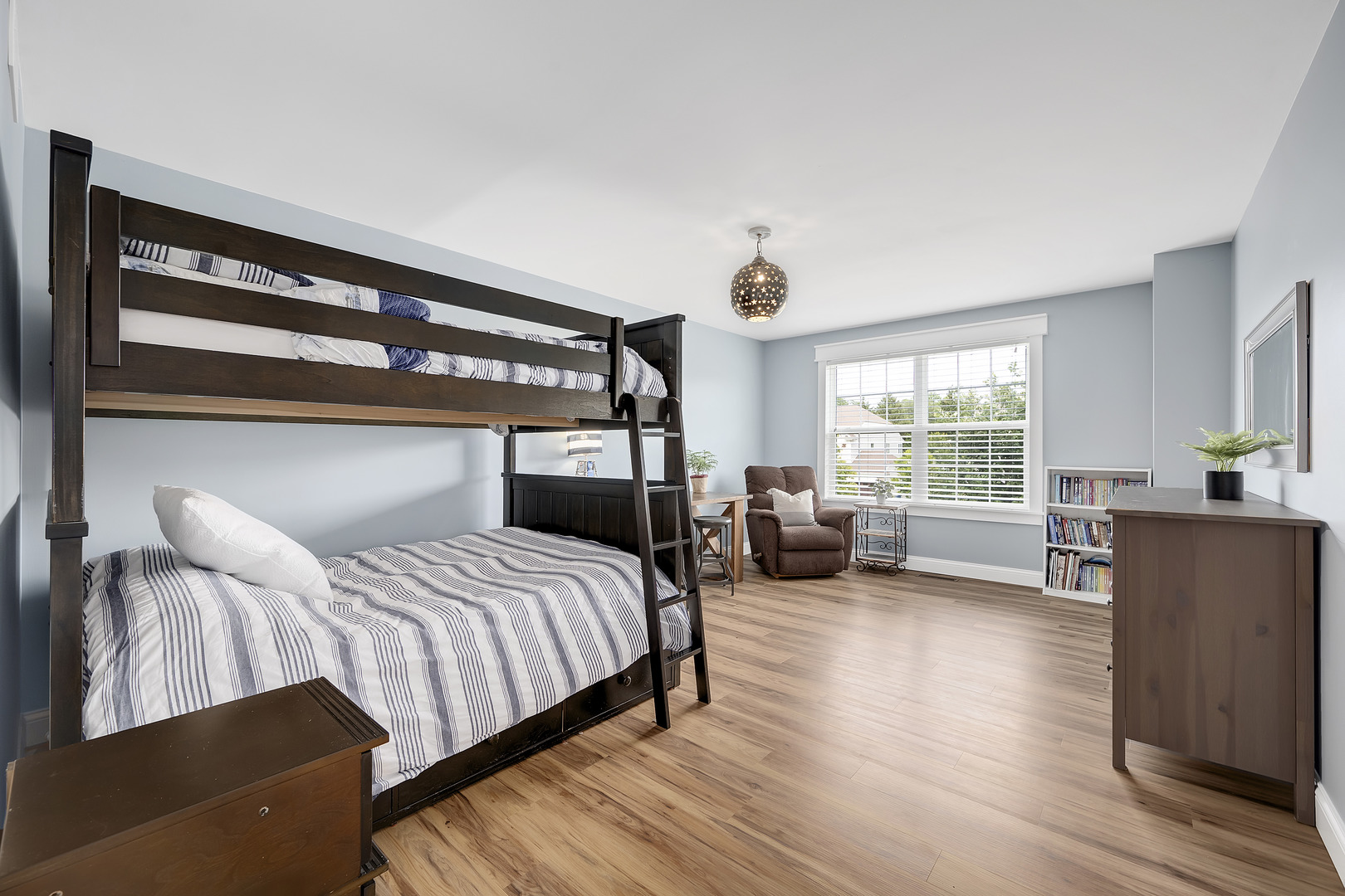 6624 Walnut Grove Court