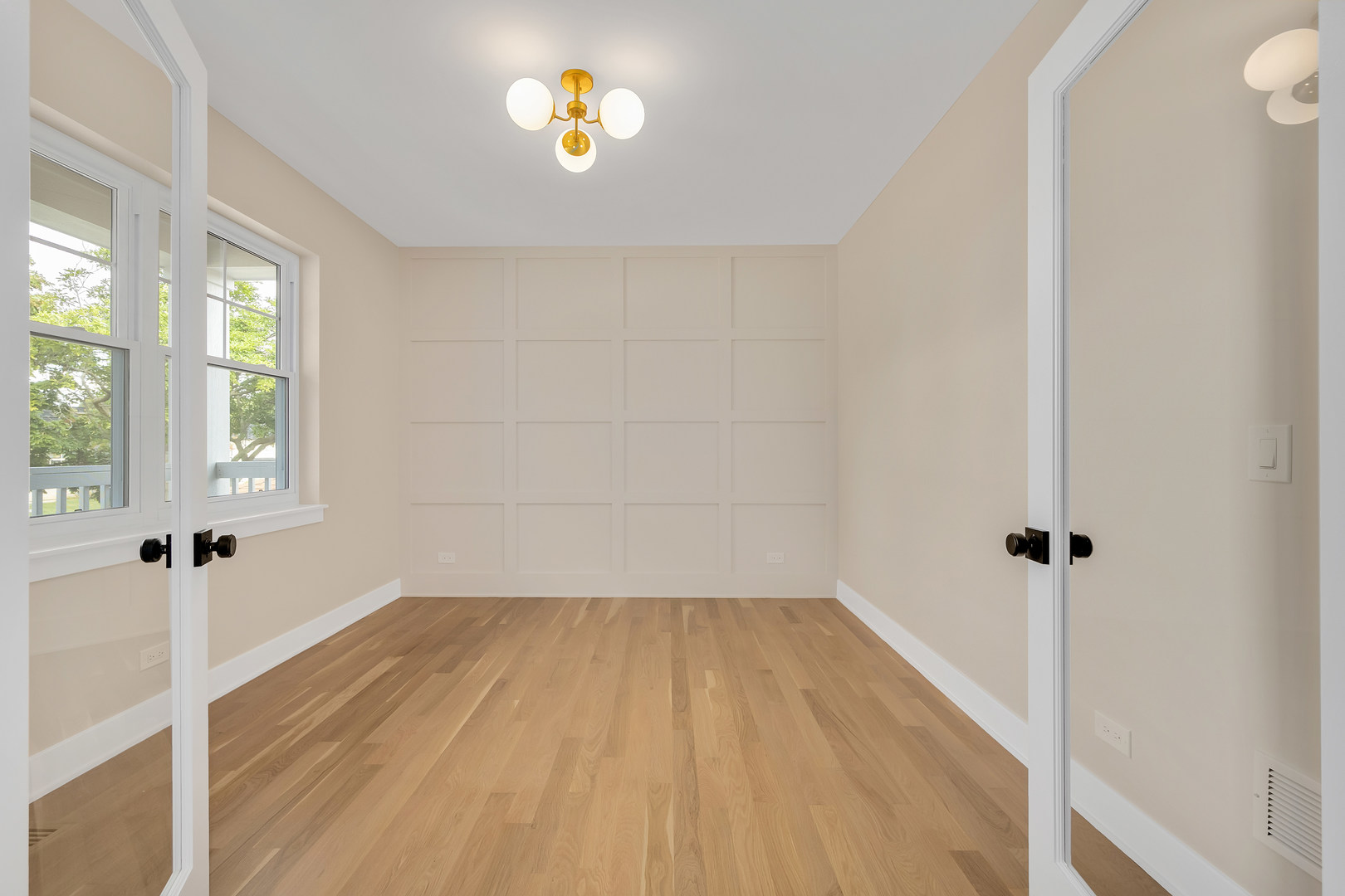 4327 Elm Street