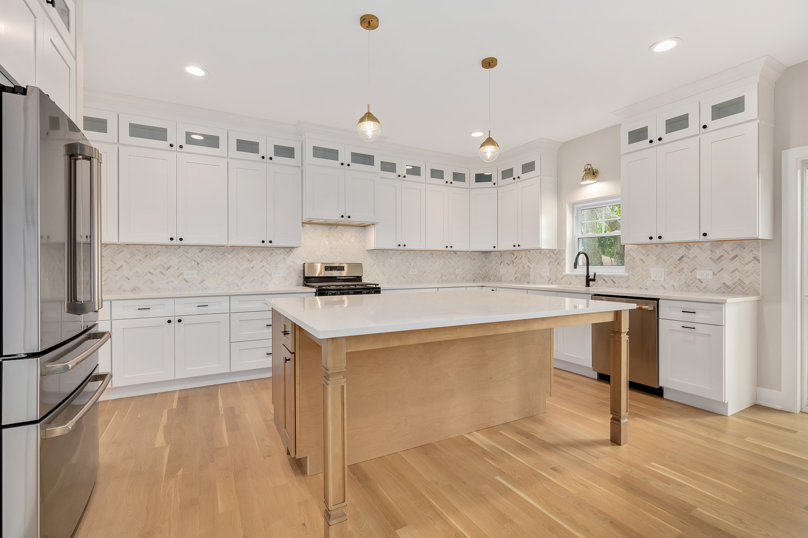 4327 Elm Street