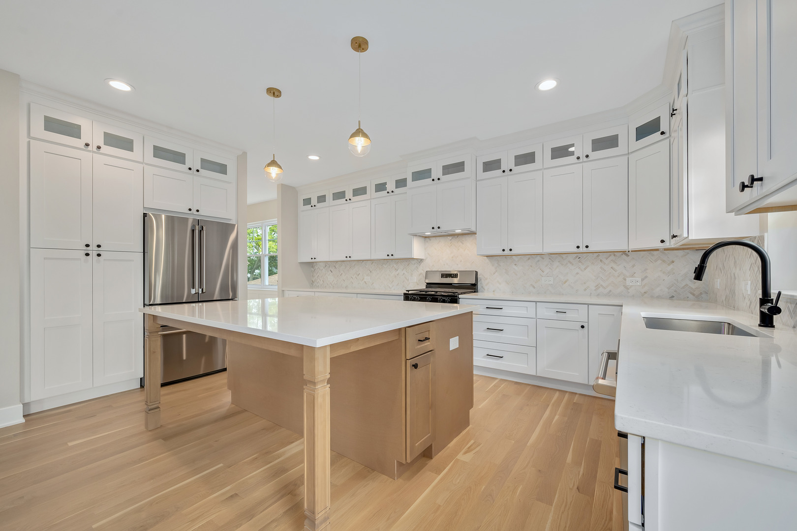 4327 Elm Street