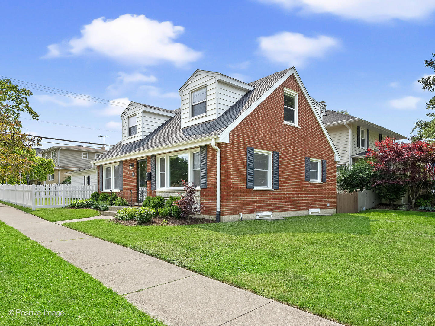 635 Prairie Avenue