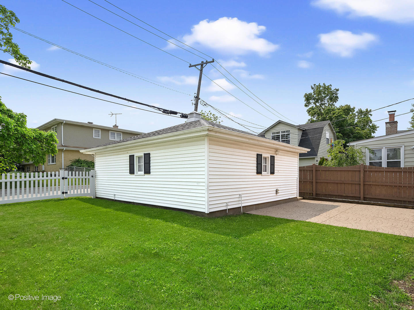 635 Prairie Avenue