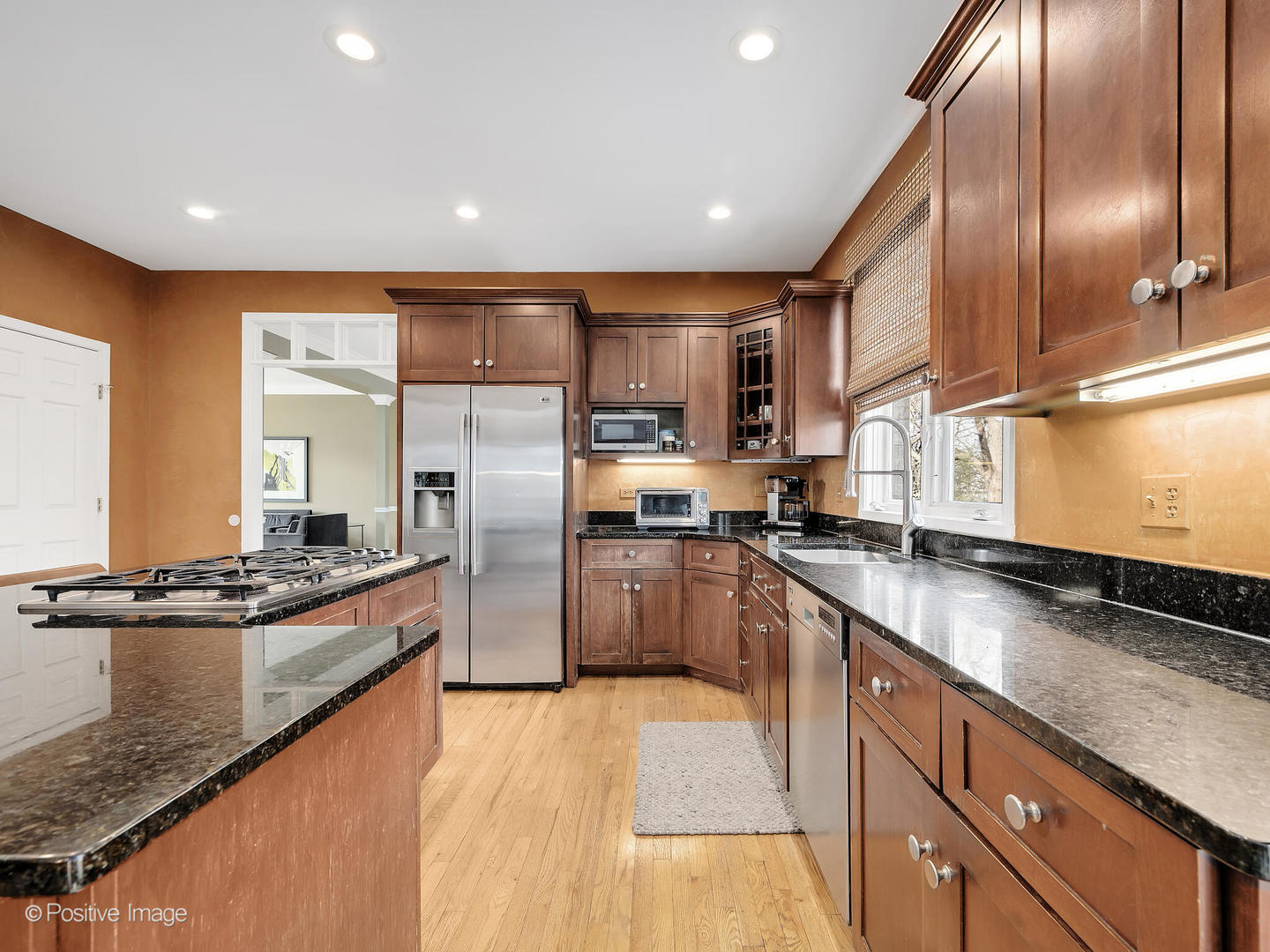1906 Sweetbriar Lane