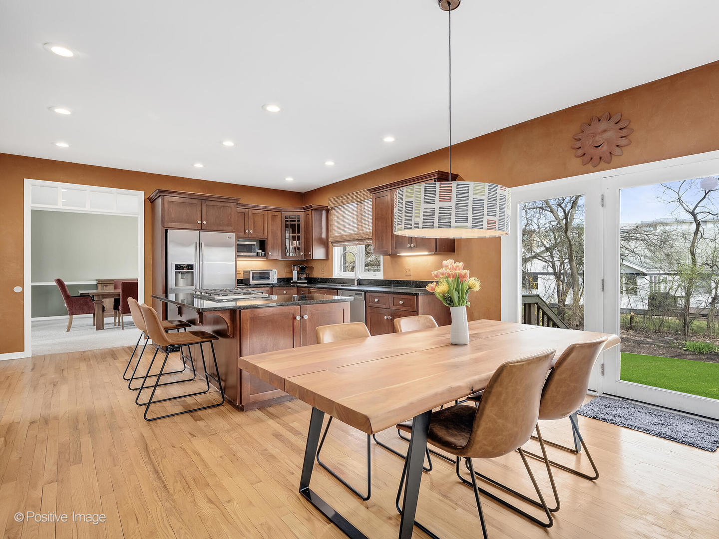 1906 Sweetbriar Lane