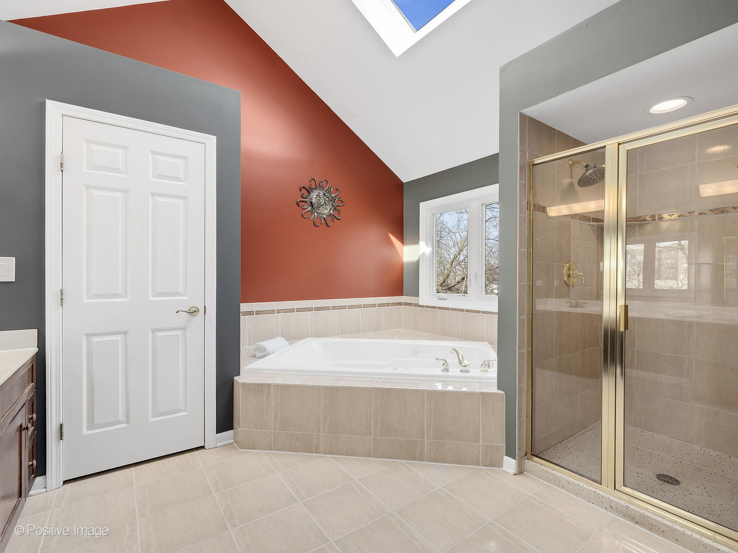 1906 Sweetbriar Lane