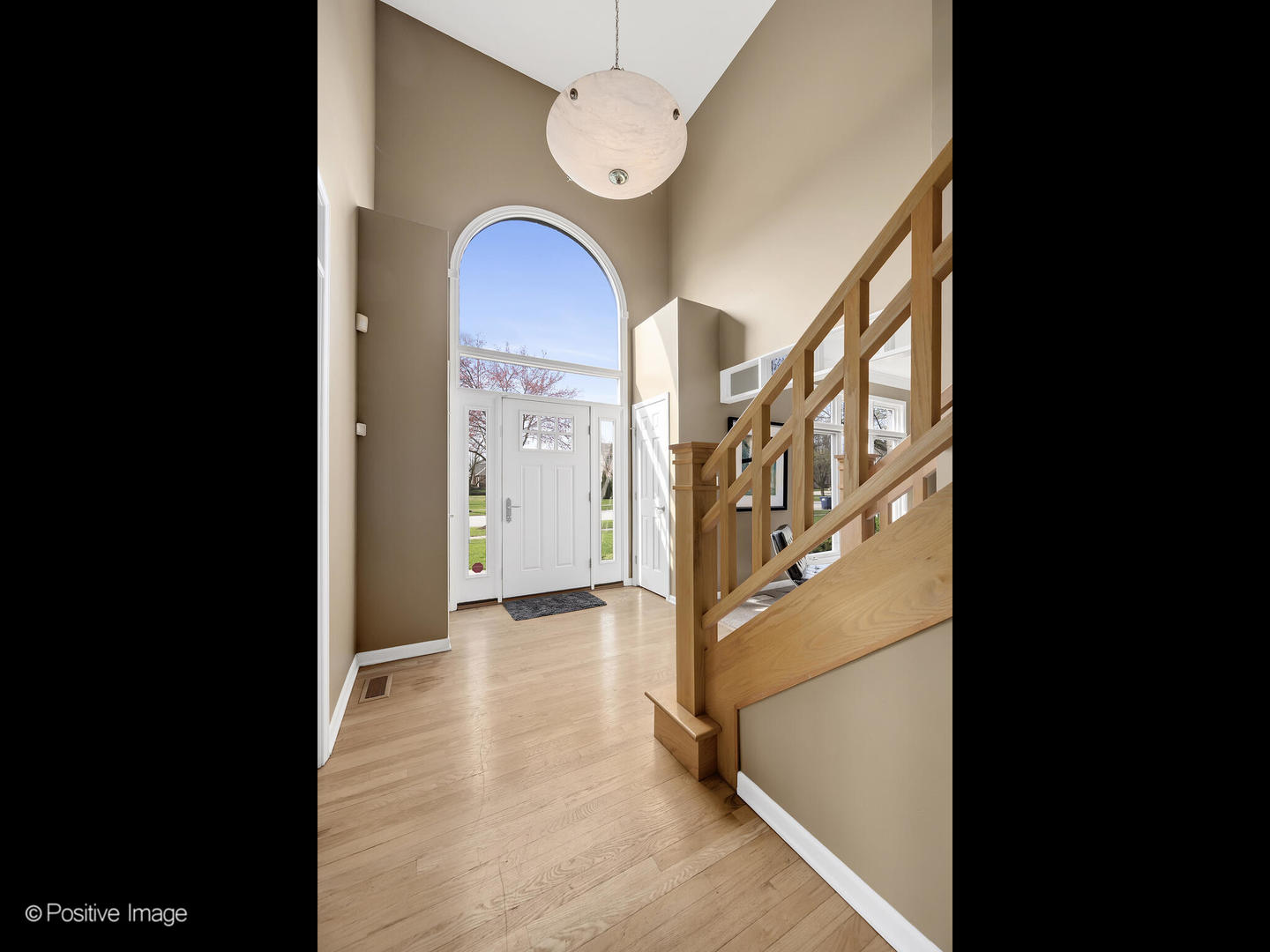 1906 Sweetbriar Lane