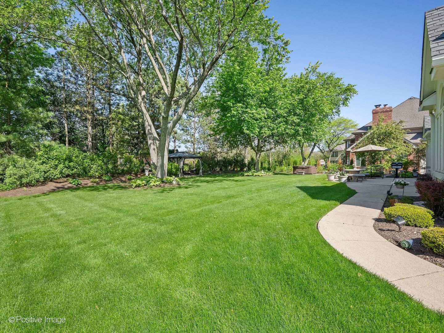 6714 Sweetbriar Lane