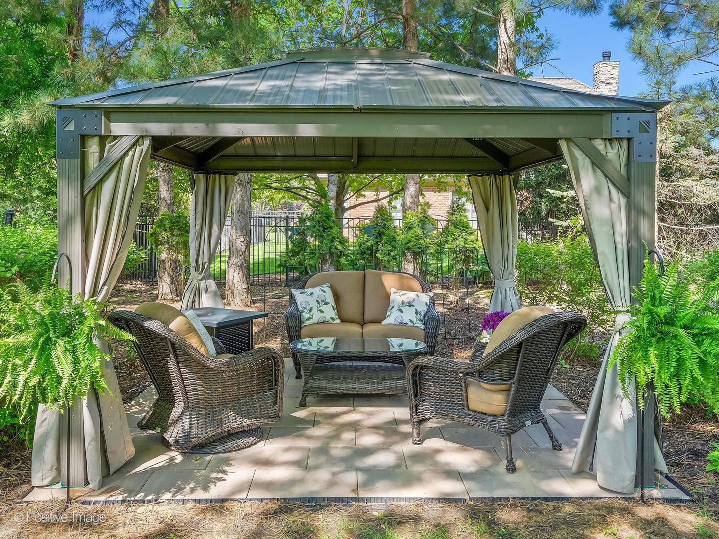 6714 Sweetbriar Lane