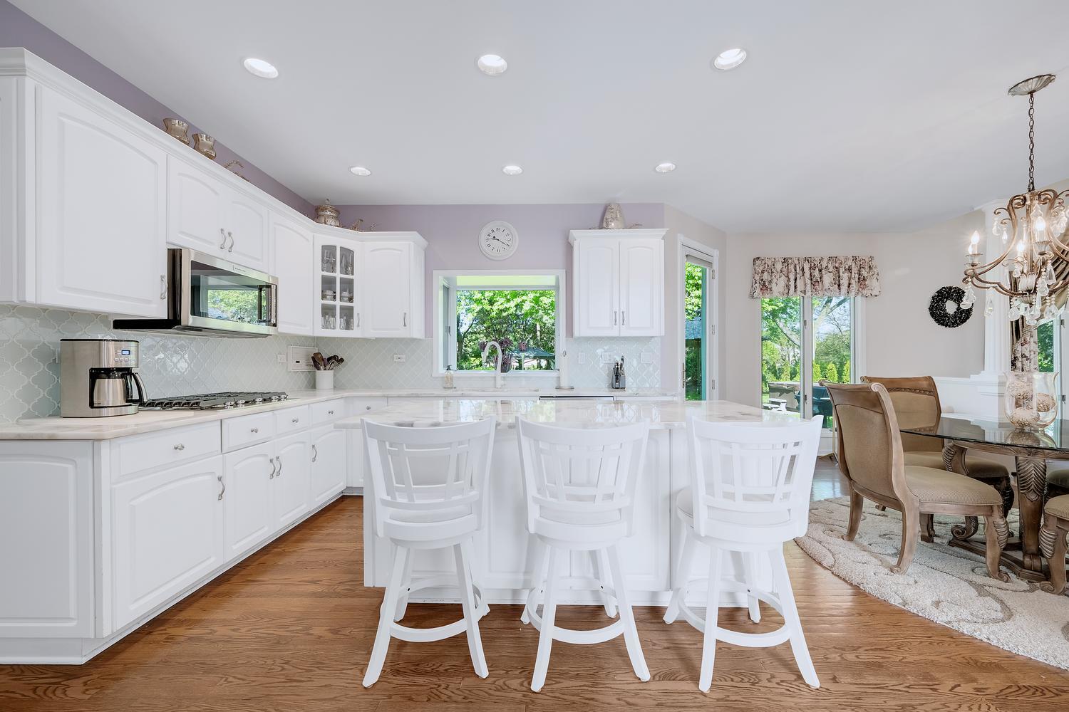 6714 Sweetbriar Lane