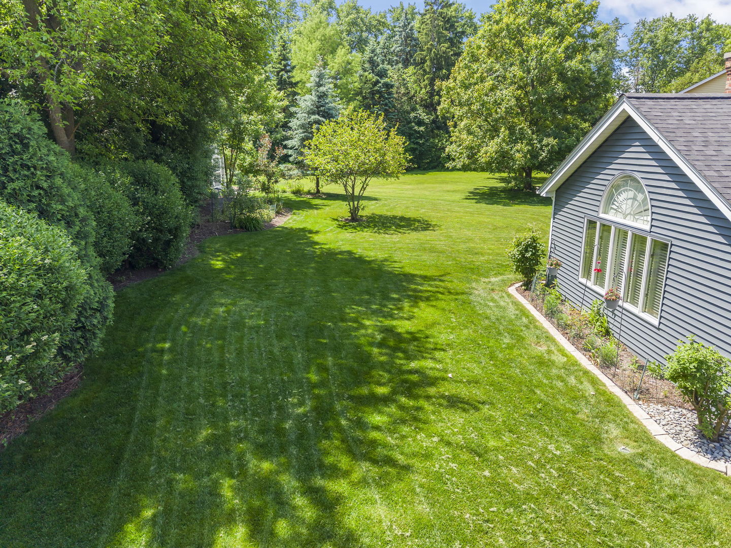 1525 Almond Court