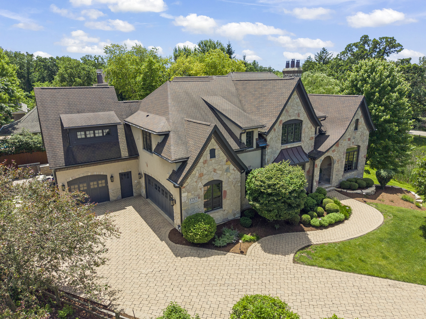 1757 Banchory Court