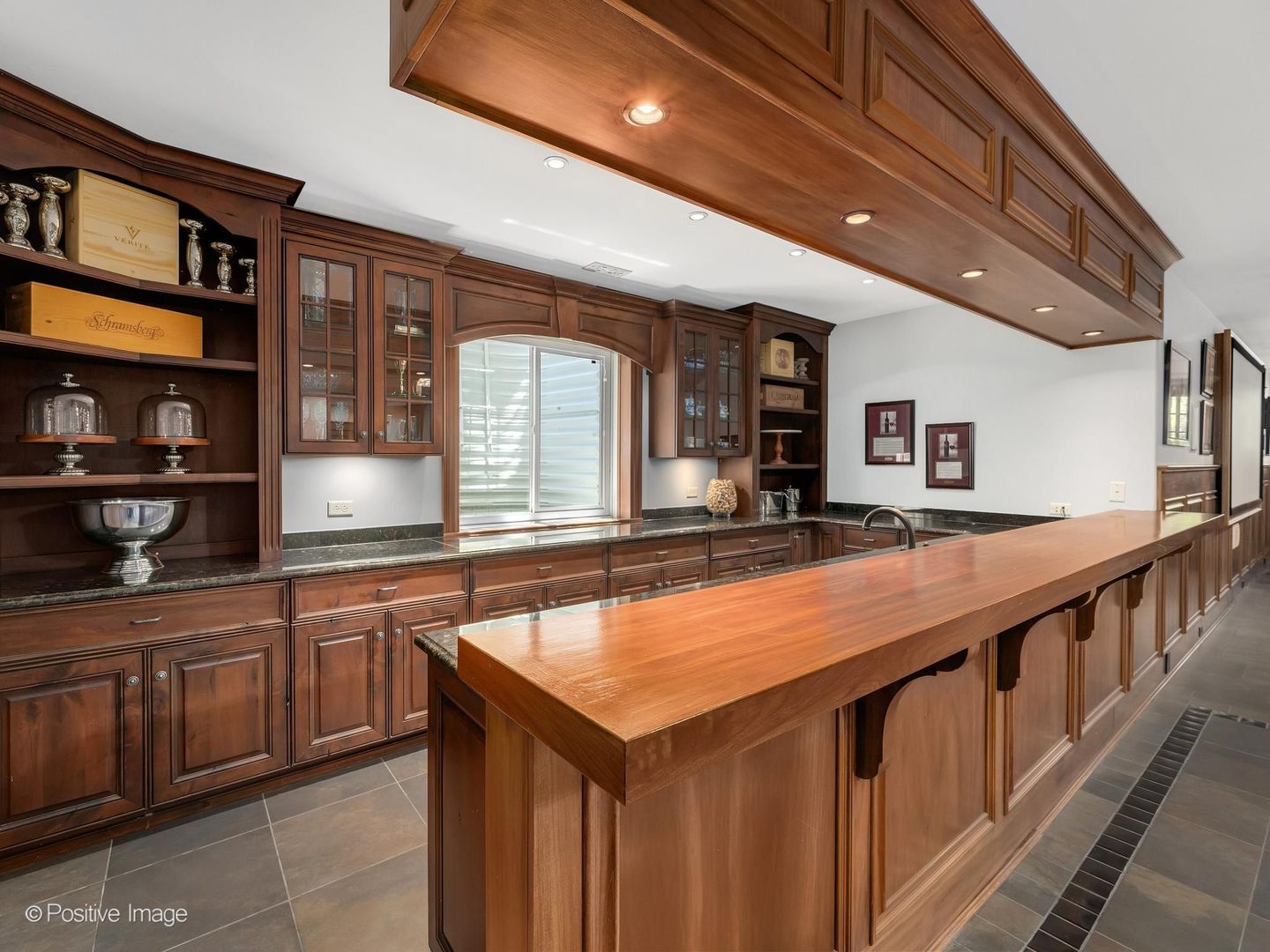 1757 Banchory Court