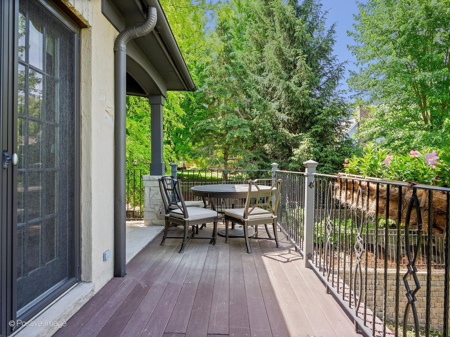 1757 Banchory Court