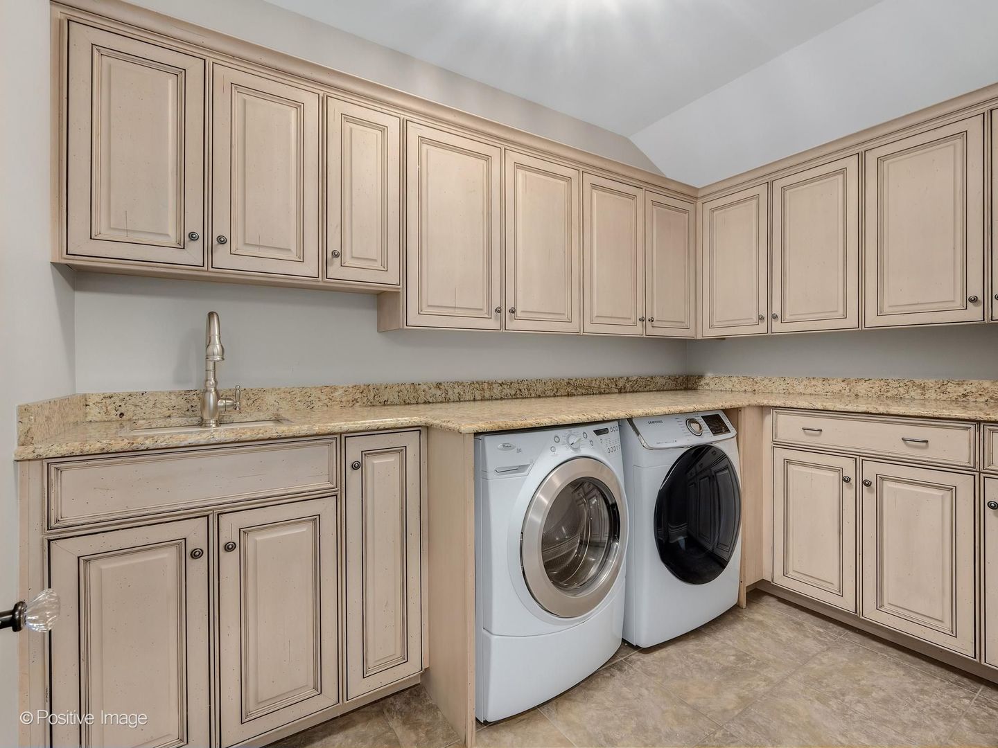 1757 Banchory Court