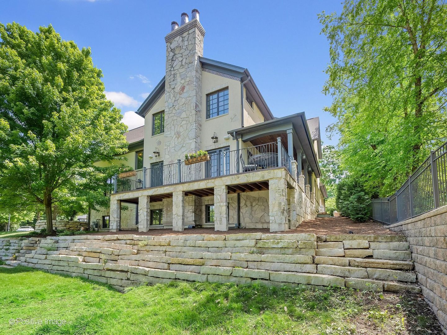 1757 Banchory Court