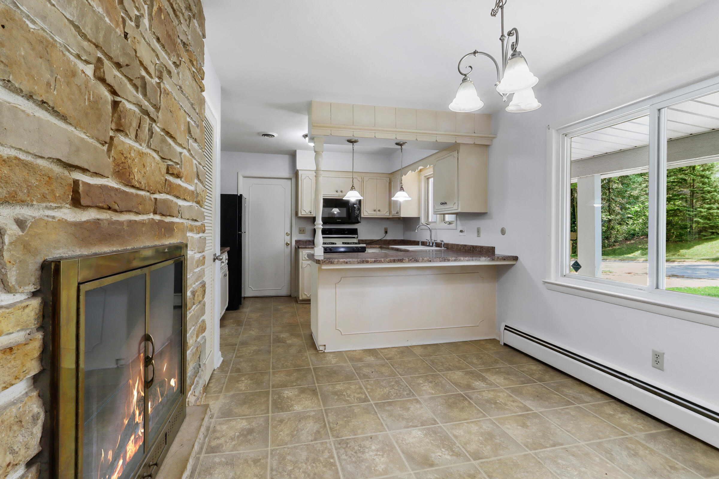 504 Westminster Dr