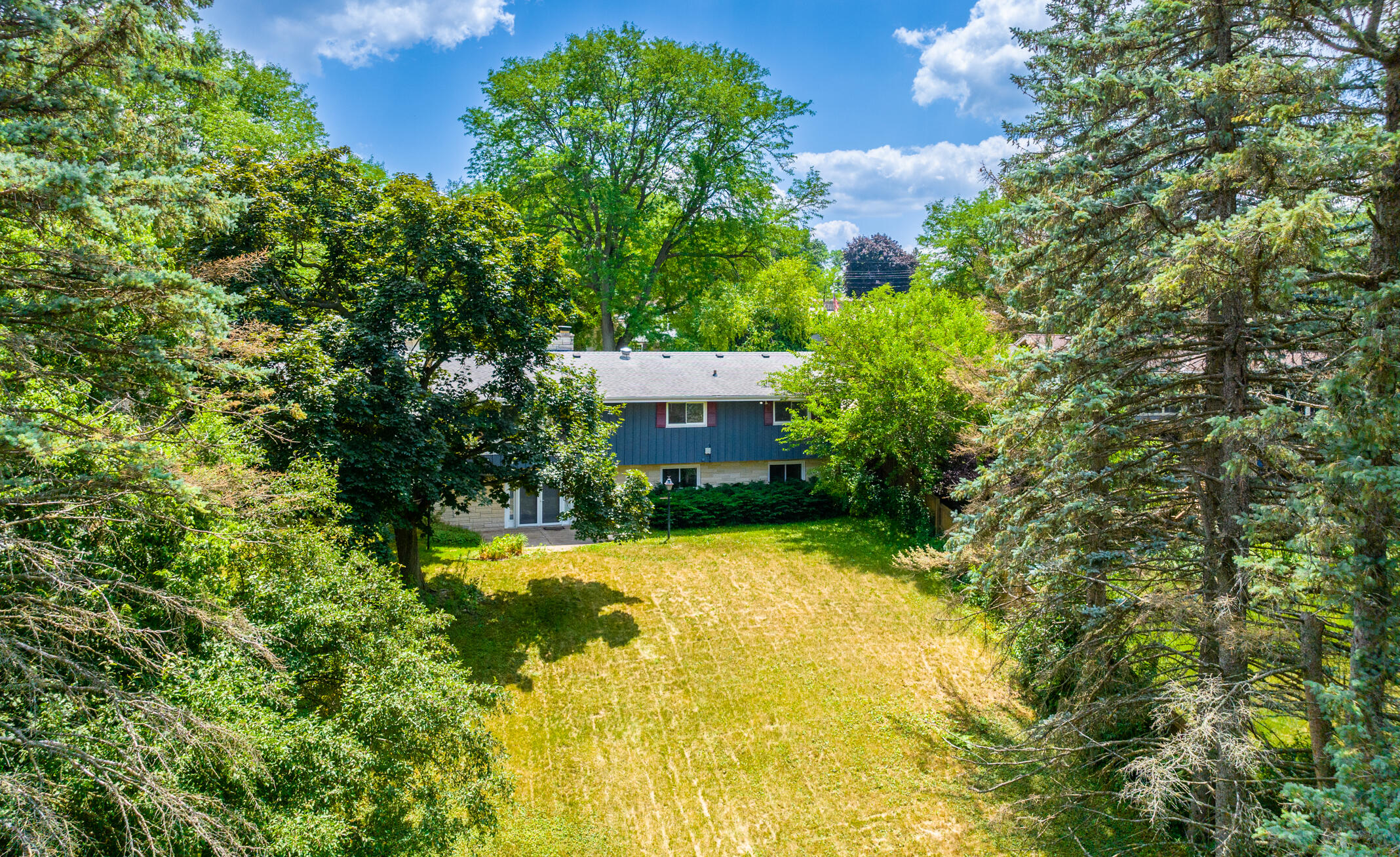 504 Westminster Dr