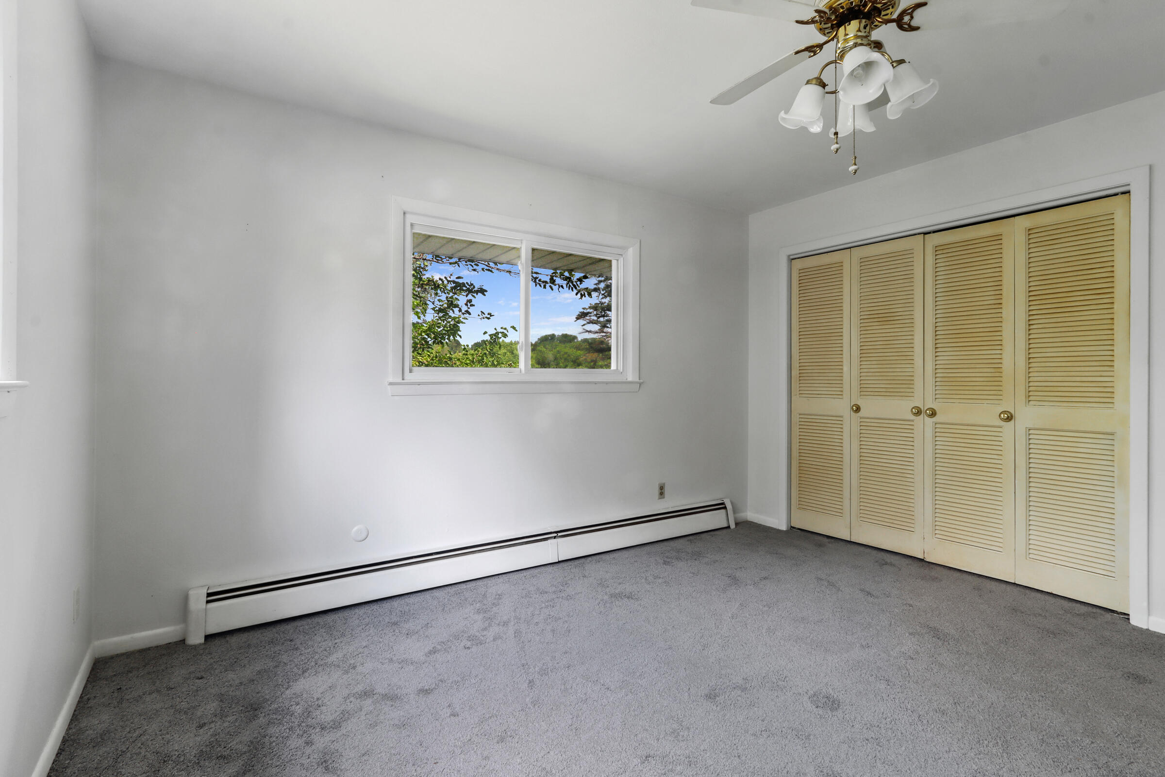 504 Westminster Dr