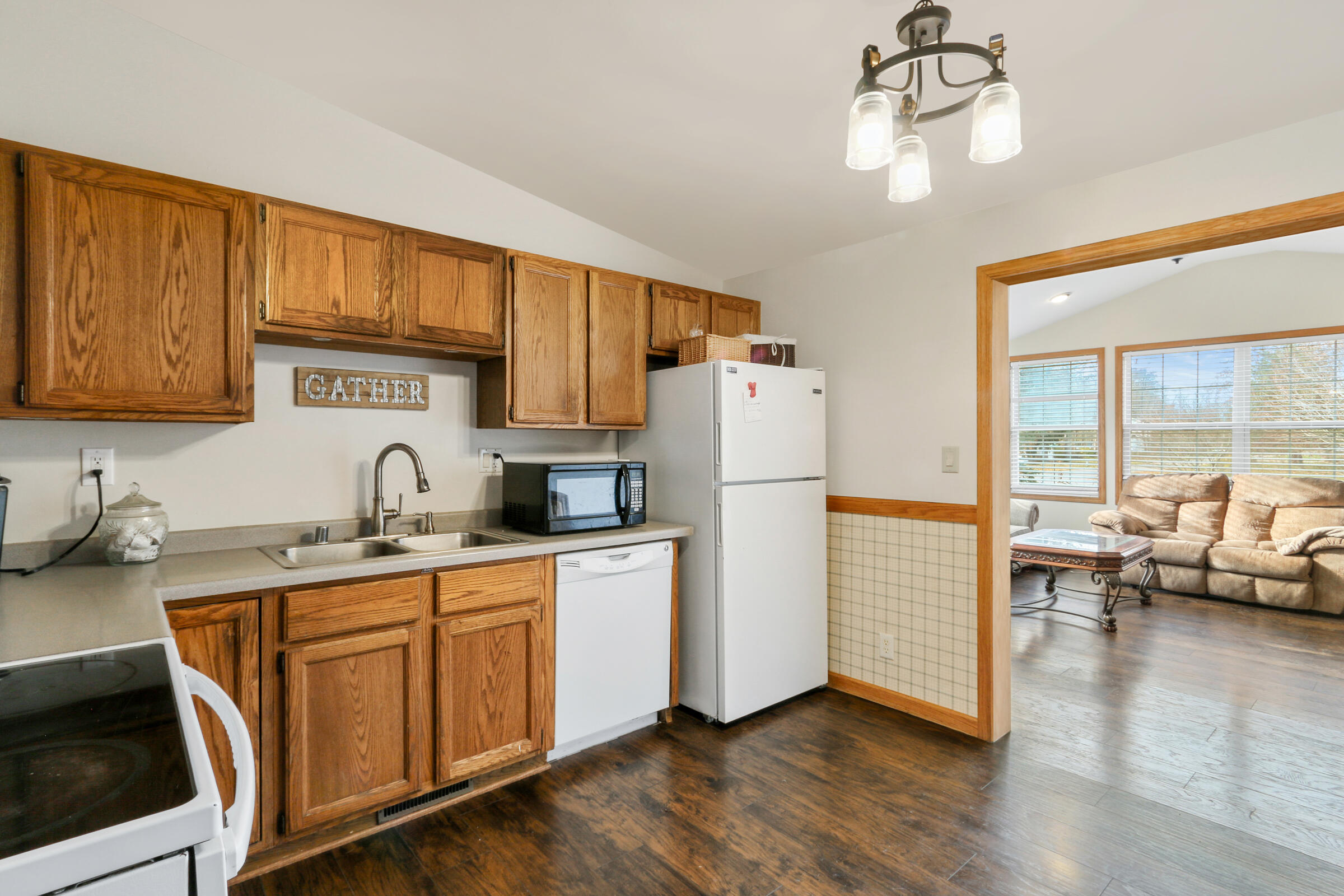 W1220 Beechwood Rd