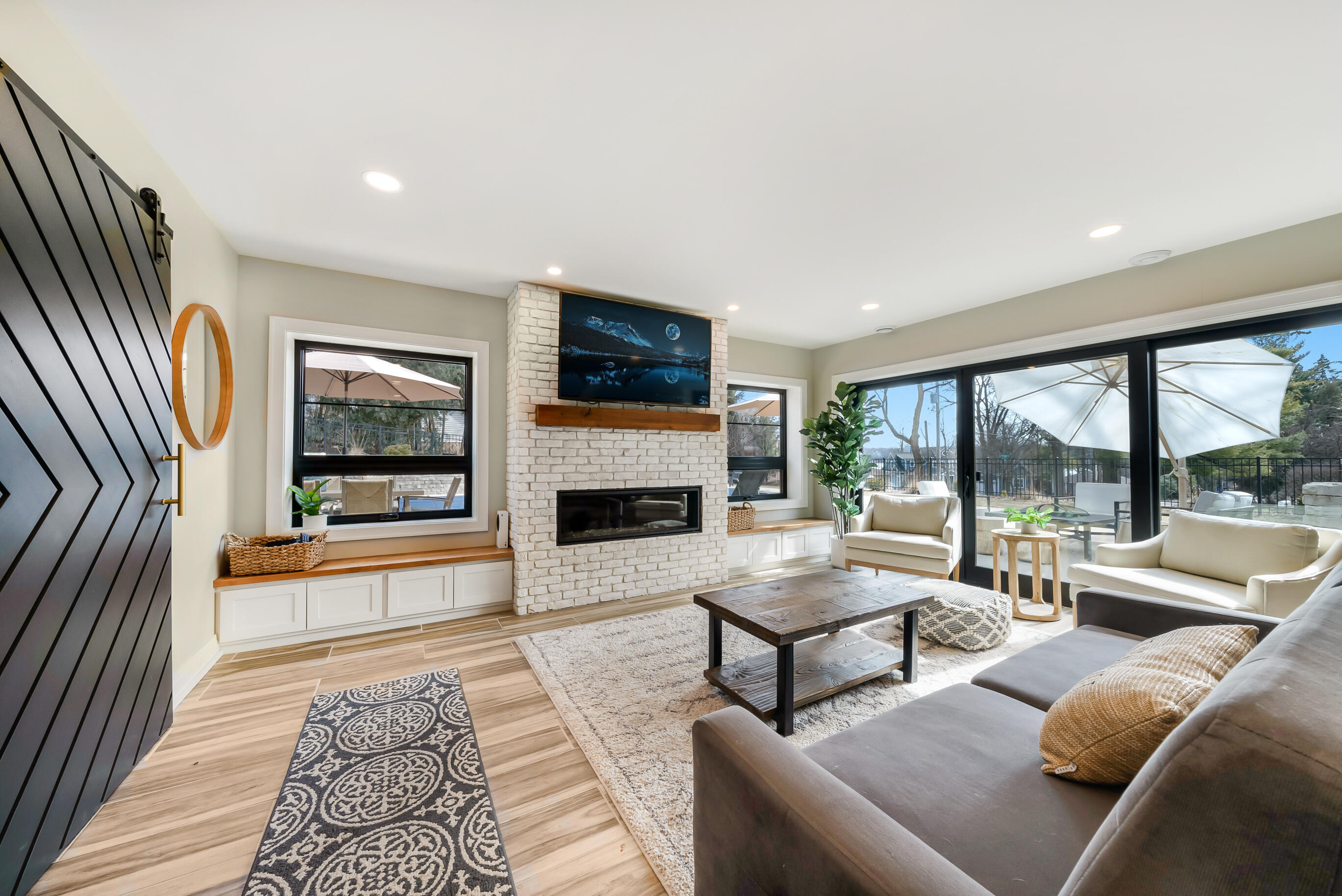 1551 Orchard Ln