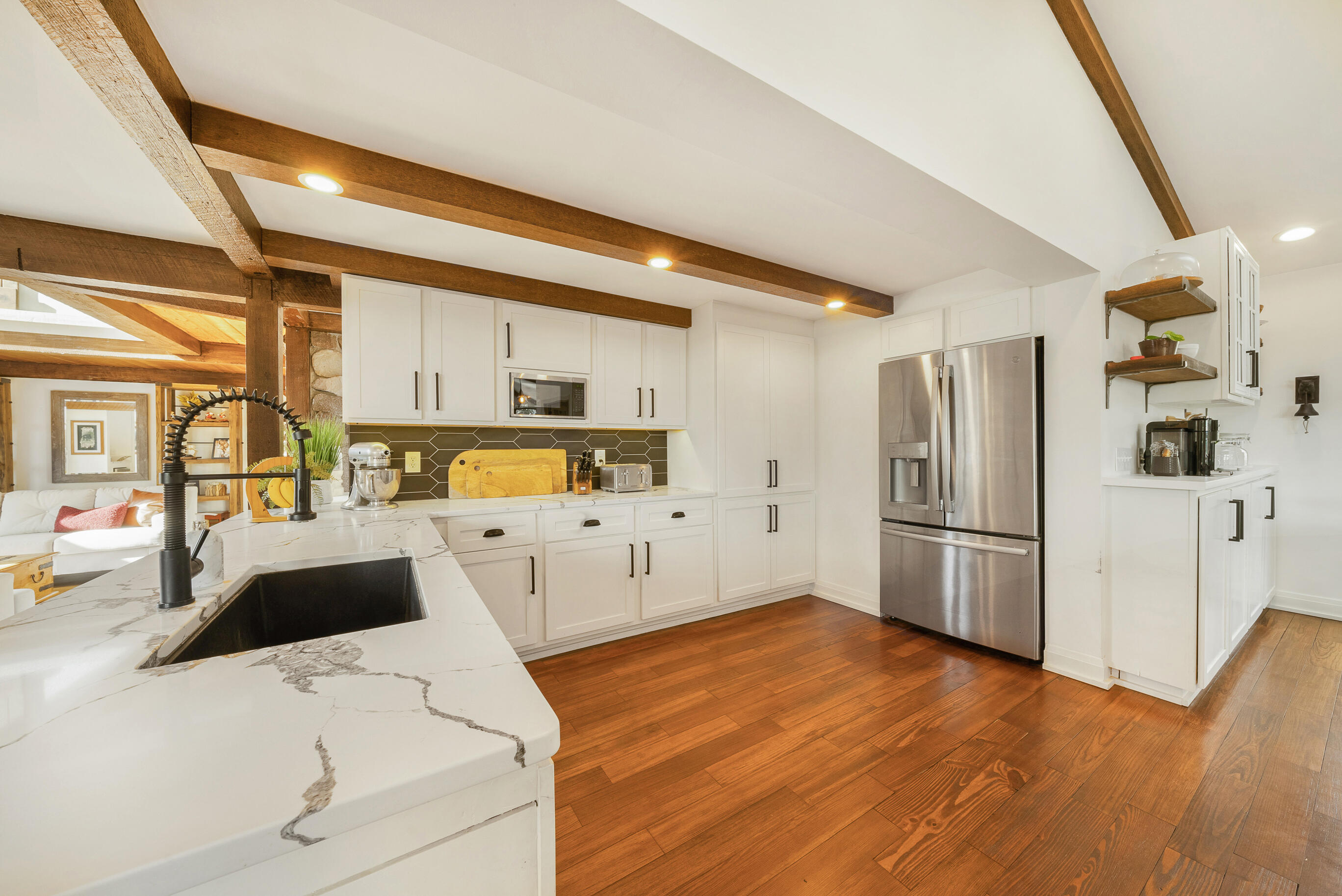 1551 Orchard Ln