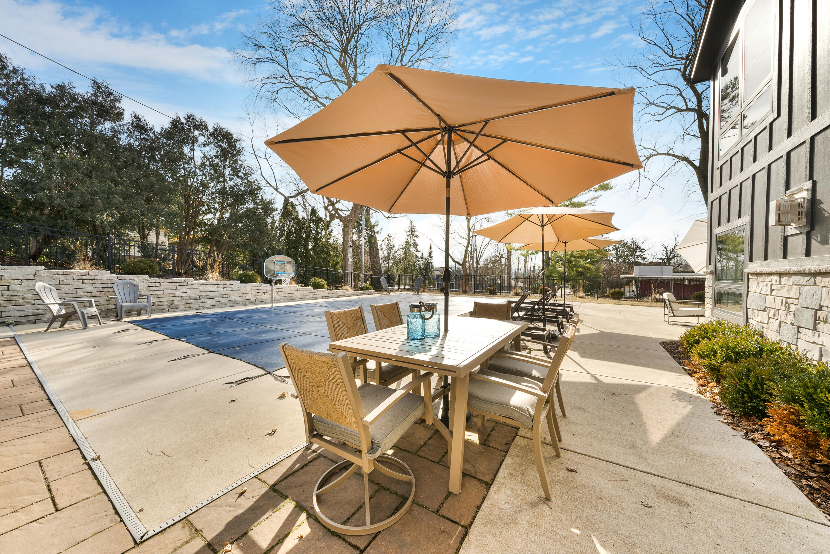 1551 Orchard Ln