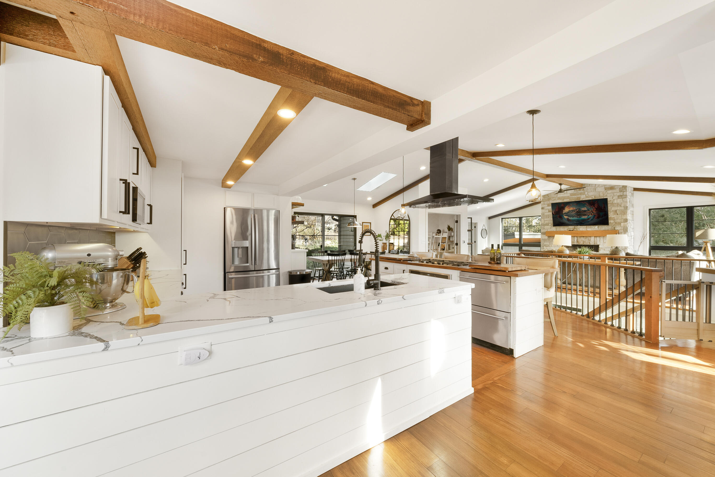 1551 Orchard Ln