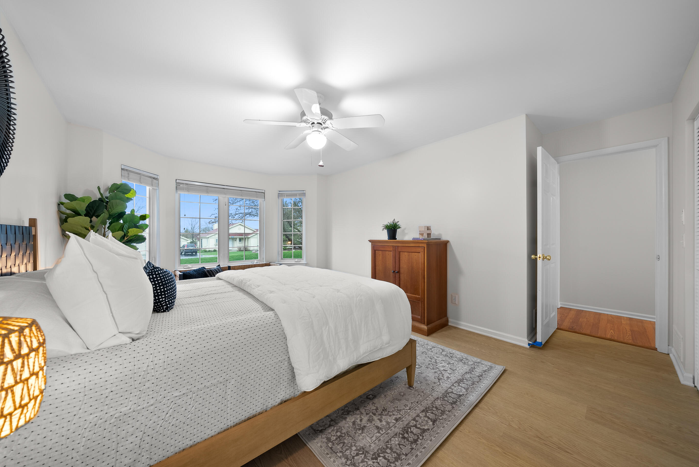 644 Geneva National Ave N 6-33