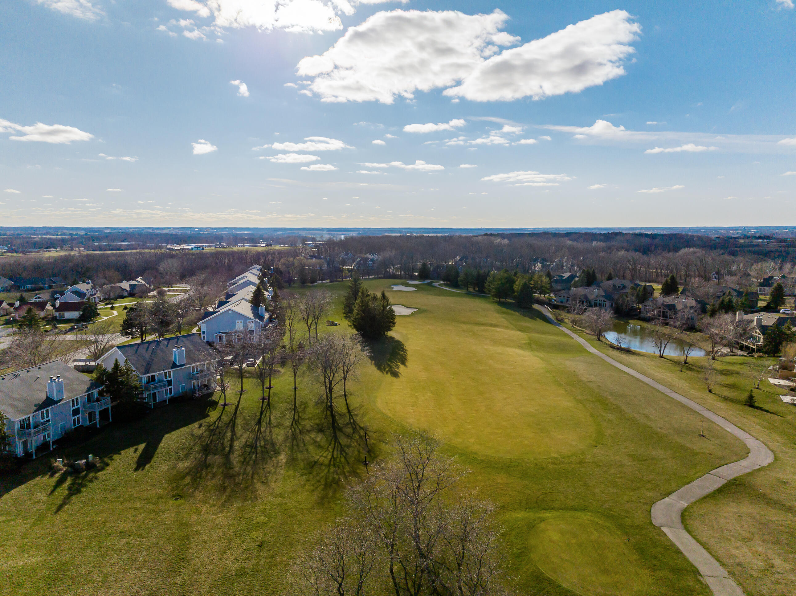 644 Geneva National Ave N 6-33