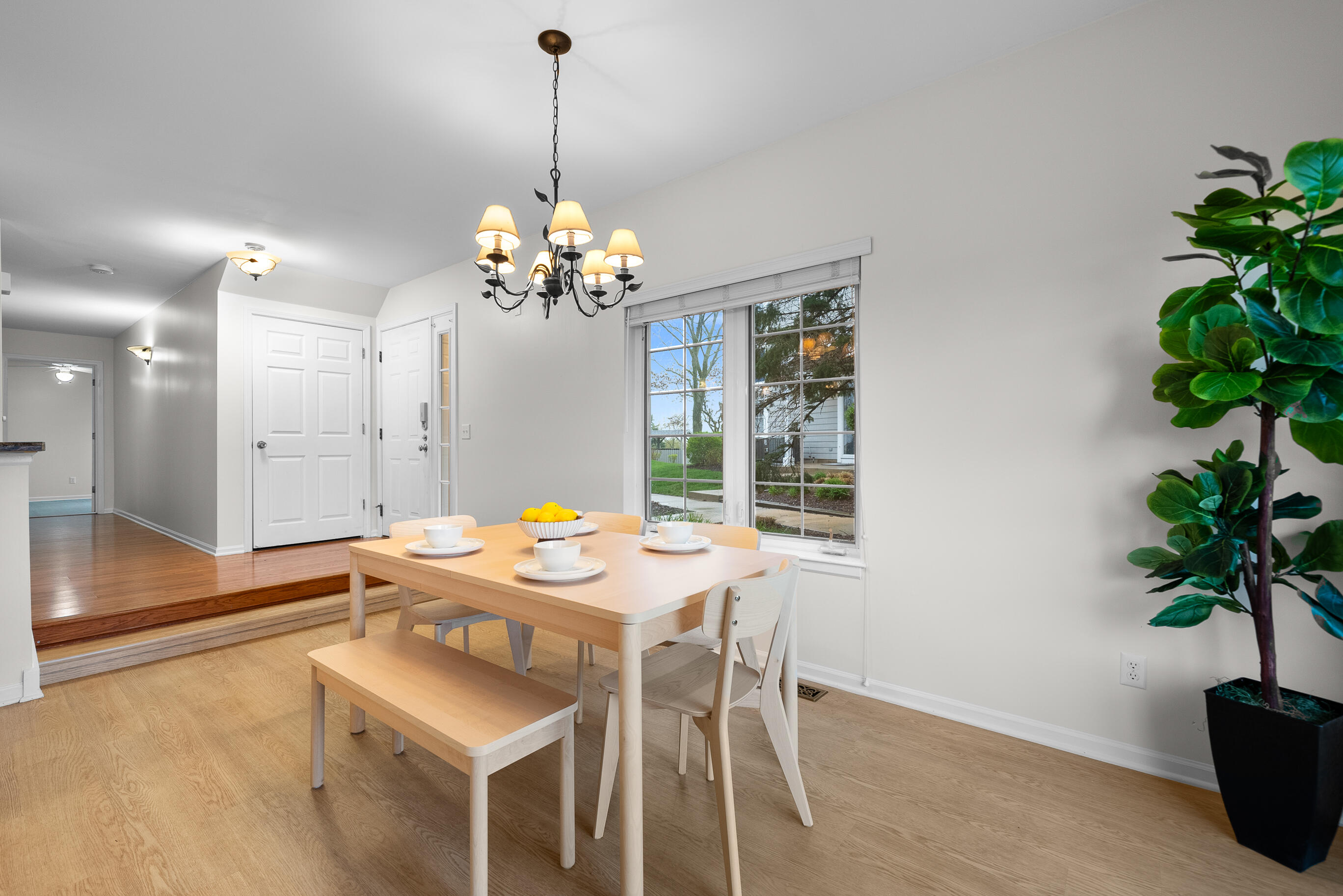 644 Geneva National Ave N 6-33