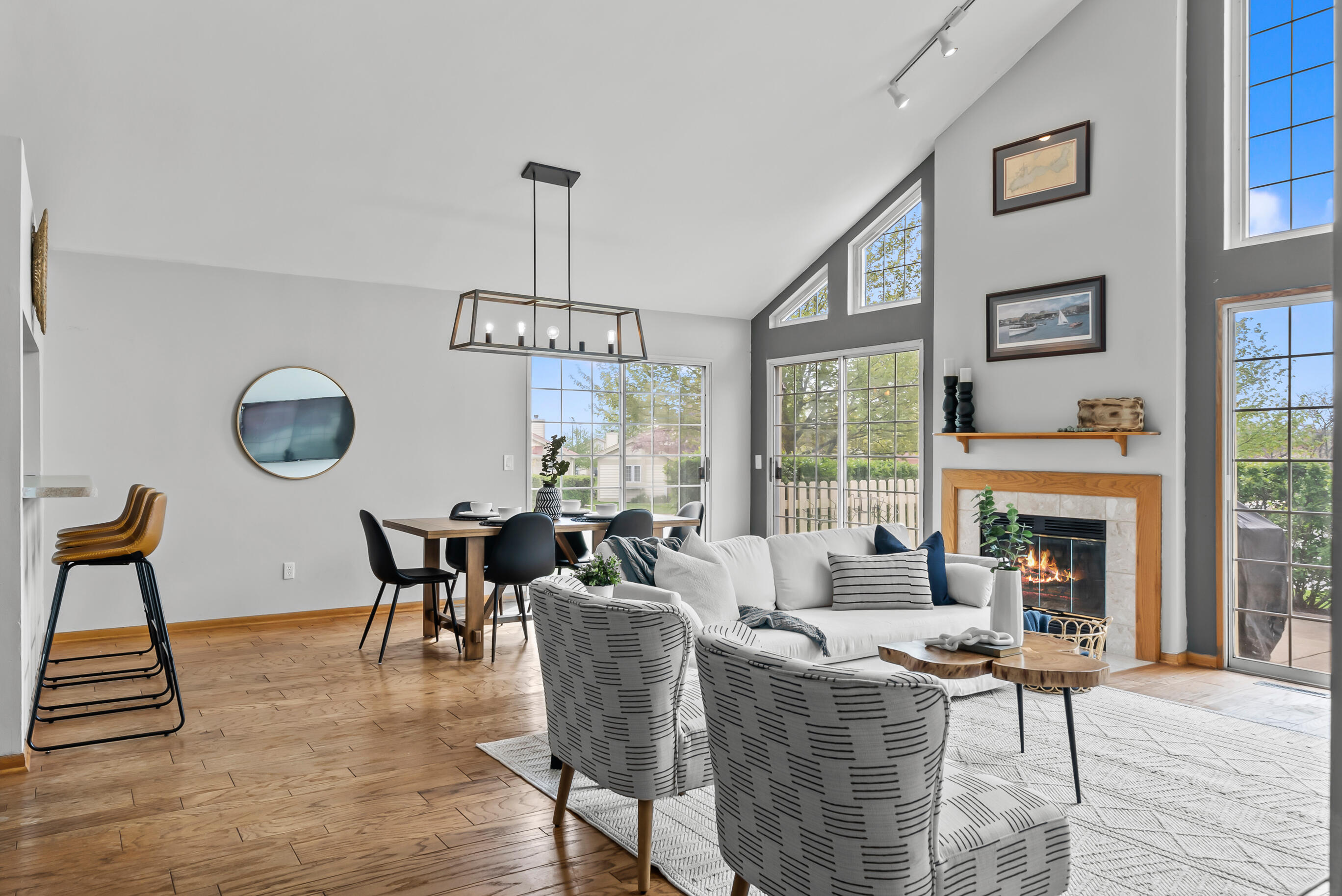 1790 Cottage Dr 7-01