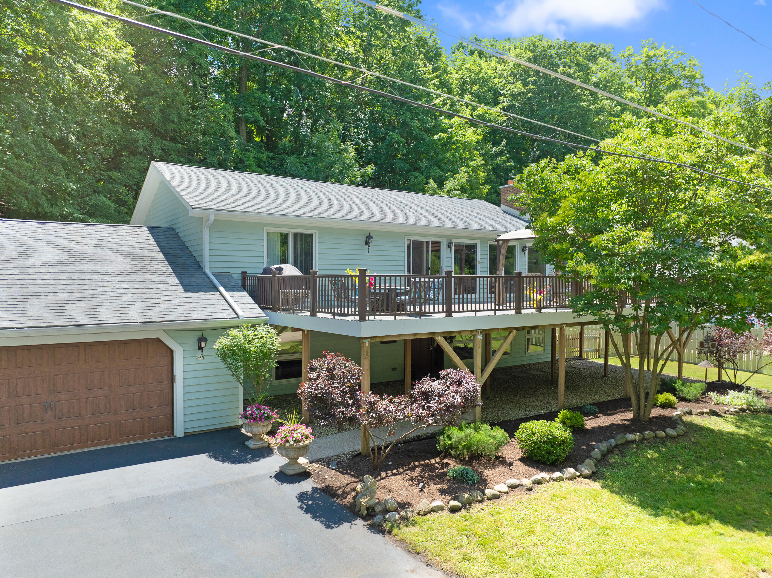 265 Jensen Dr