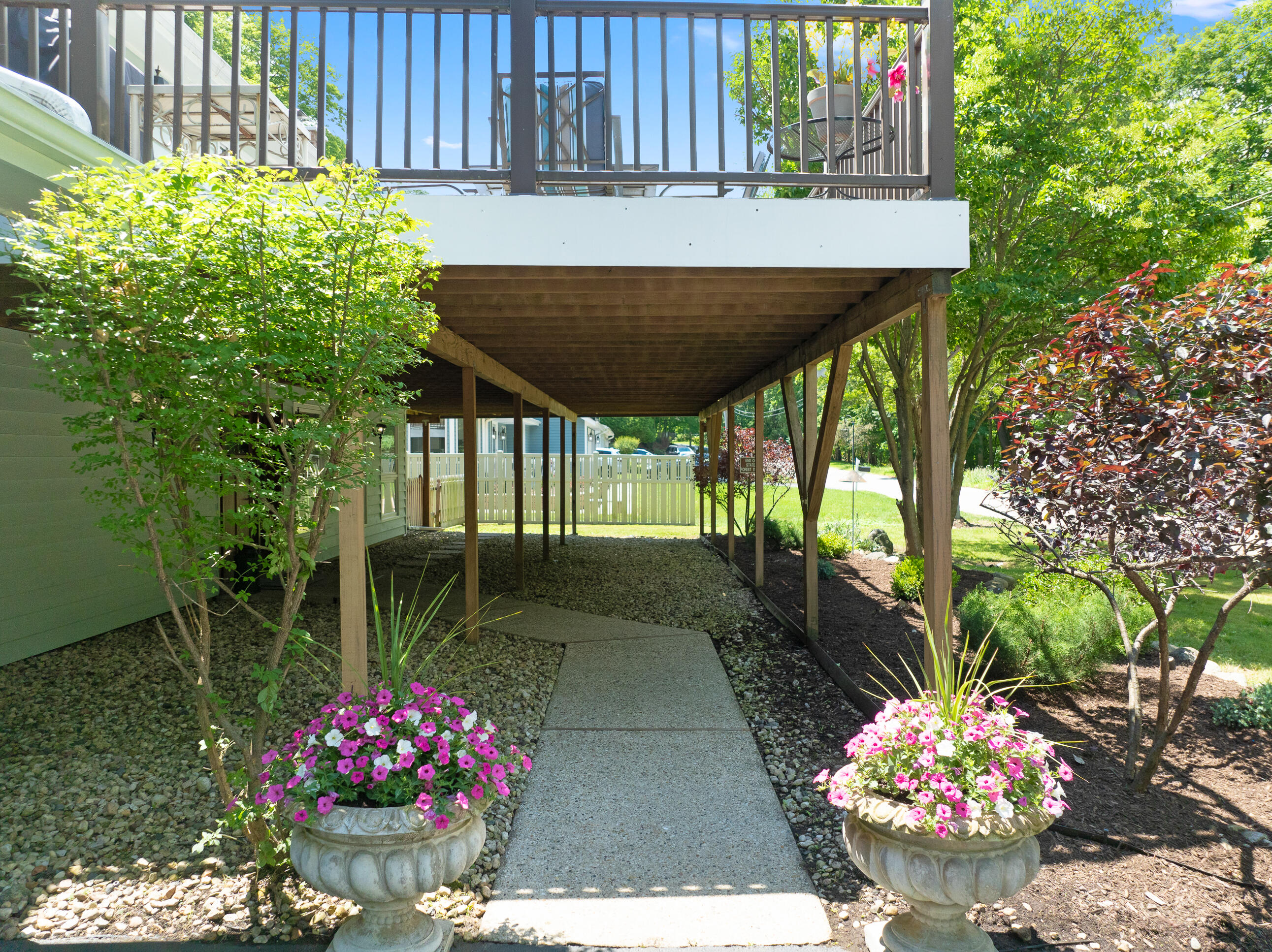 265 Jensen Dr