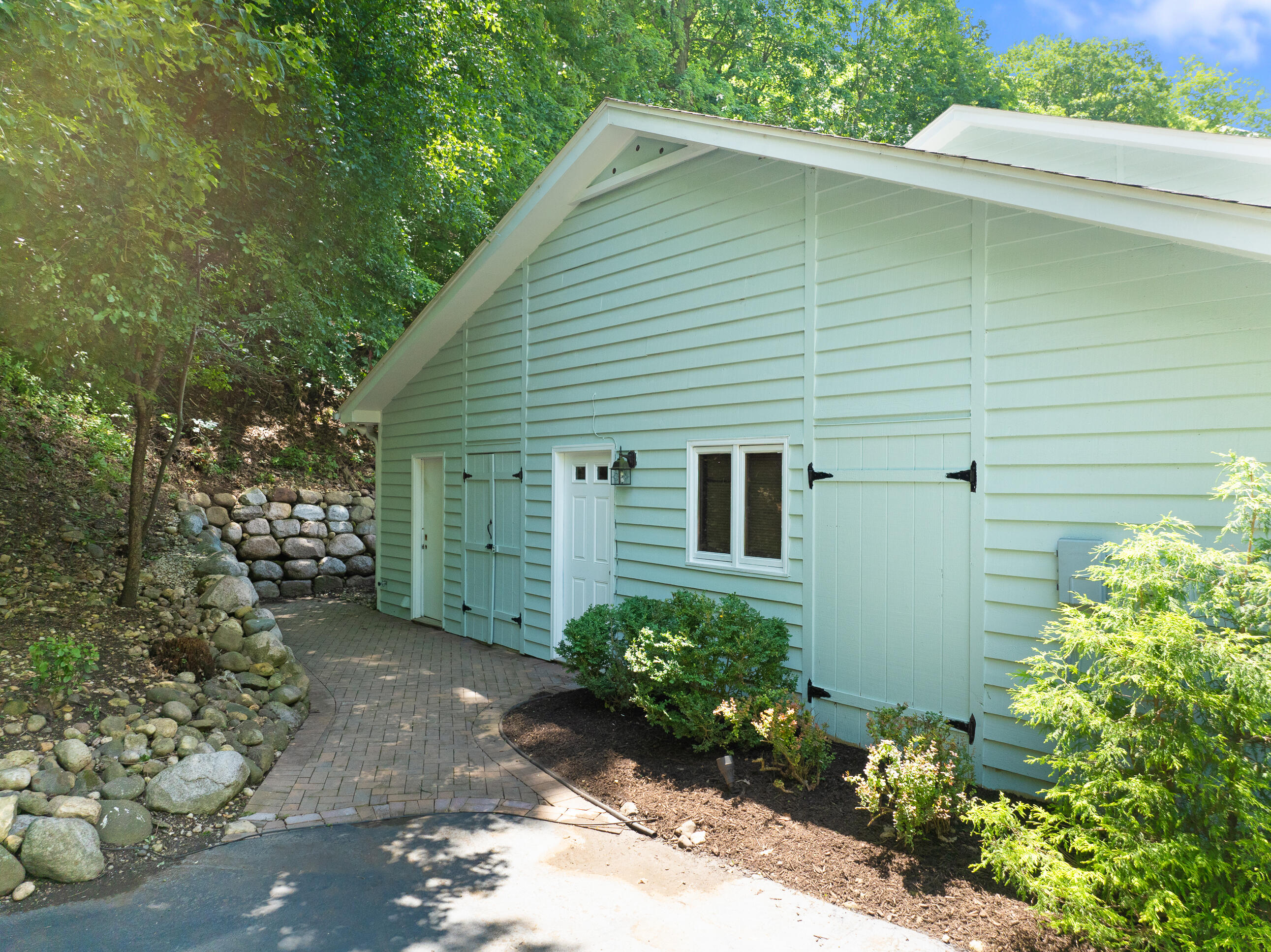 265 Jensen Dr