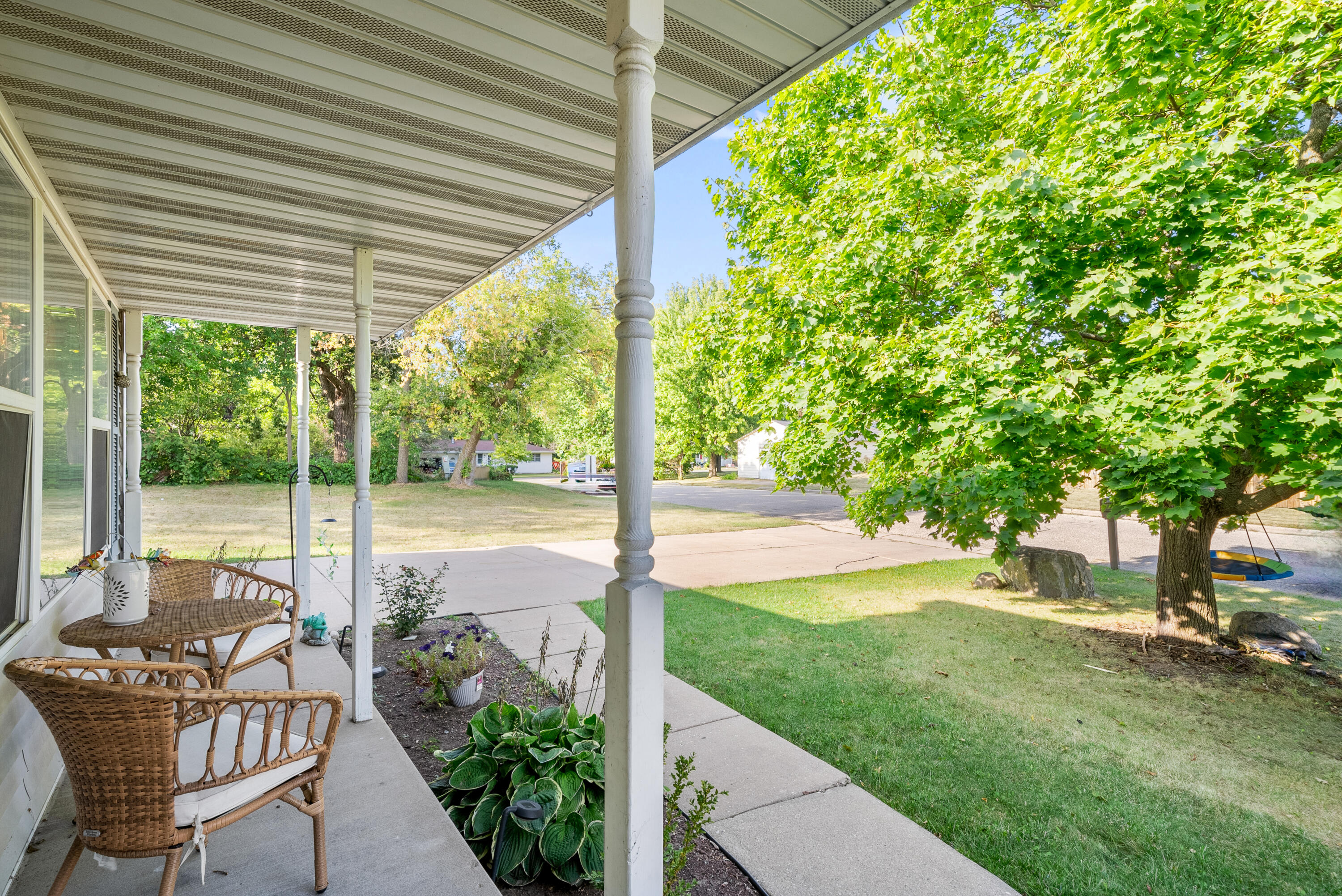 138 Carlson Dr Dr