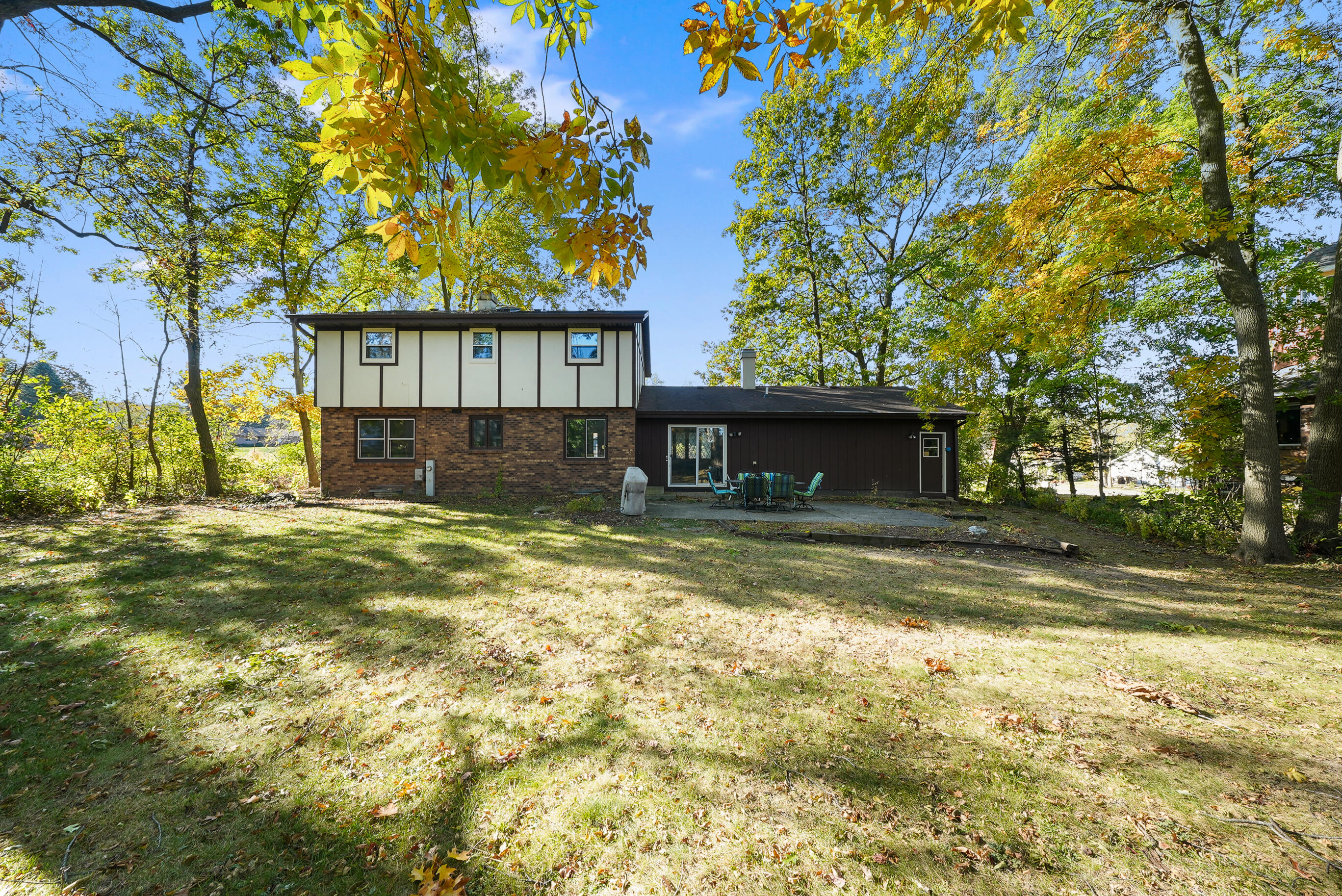 552 Wiswell Dr