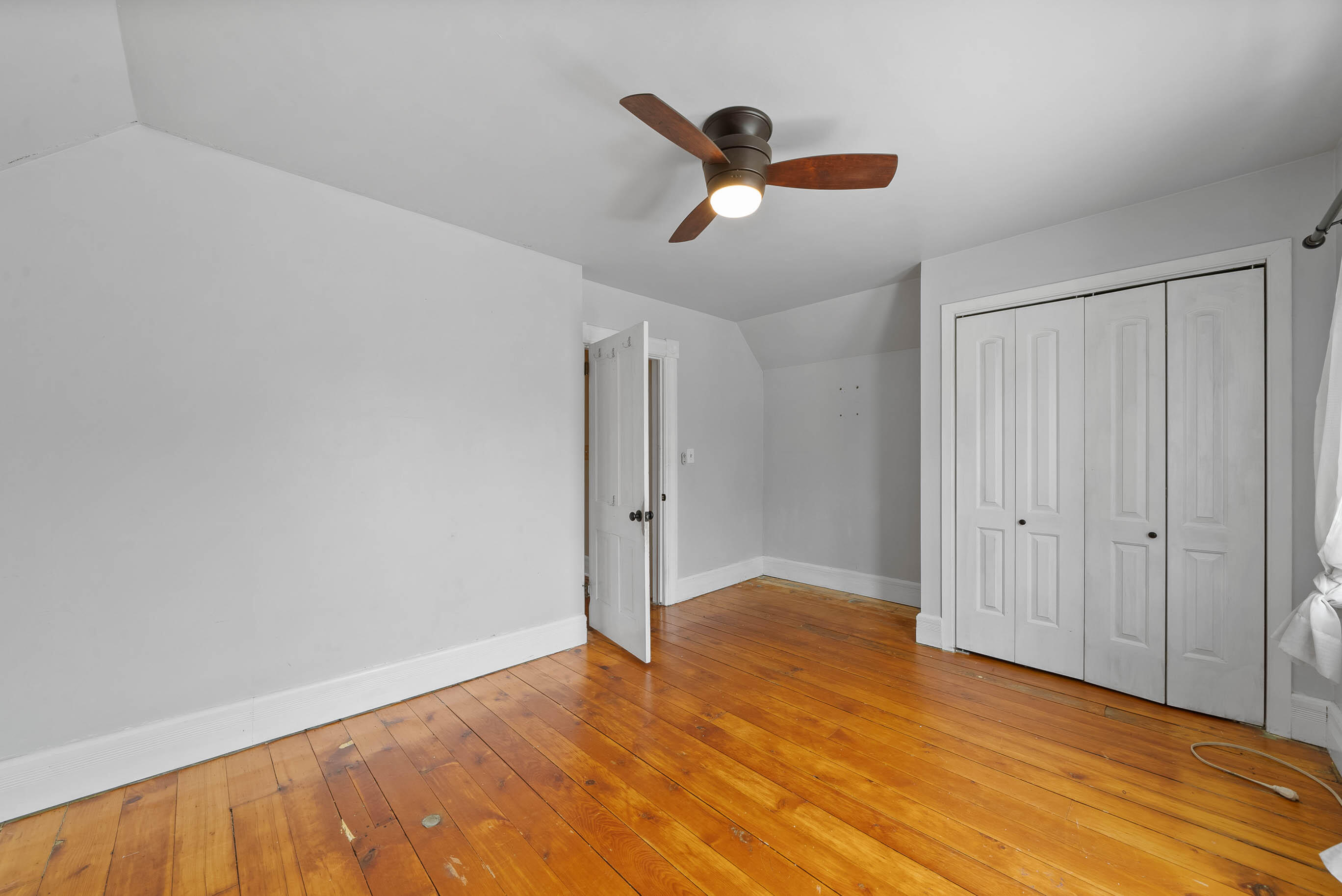 722 Center St